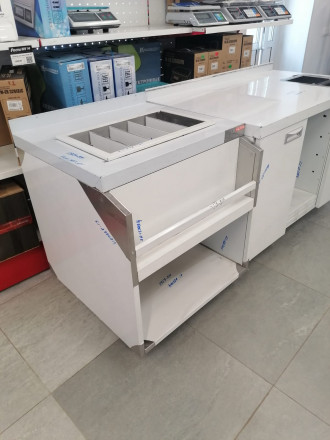 Стол для корзин с бокалами и крылом под посудомойку Hicold НБМКБКП-12/7БЛ